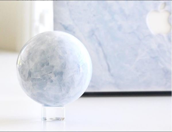 Celestite Sphere 85mm - Click Image to Close